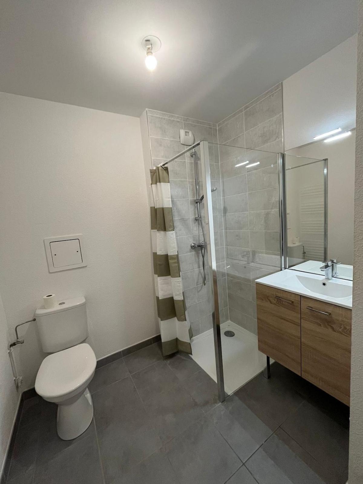 Cozy Studio Near Tram - Center Strasburgo Esterno foto